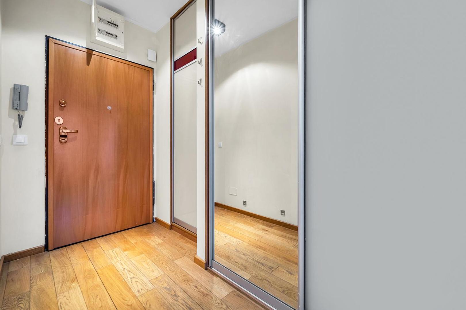 Wola Tower - 60M2, Balcony With City View, Parks Nearby - By Rentujemy Warszawa Eksteriør bilde