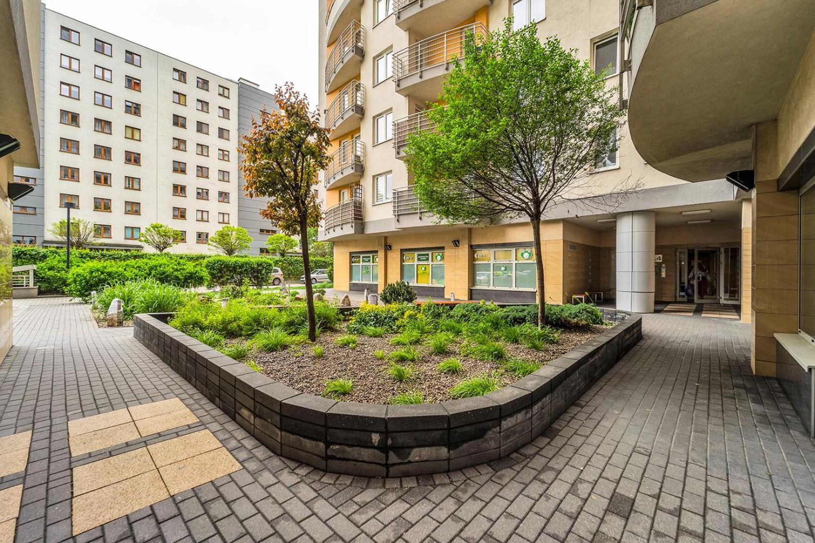 Wola Tower - 60M2, Balcony With City View, Parks Nearby - By Rentujemy Warszawa Eksteriør bilde